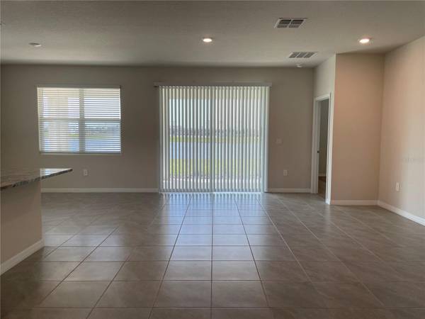 18027 PASTURELAND AVE, Bradenton, FL 34211