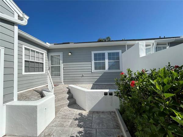 1318 PERICO POINT CIR, Bradenton, FL 34209