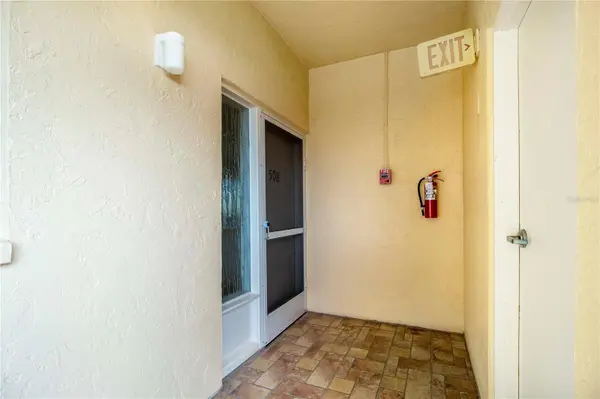 8625 MIDNIGHT PASS RD #B508, Sarasota, FL 34242