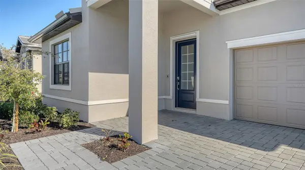 4909 OYSTER PEARL ST, Lakewood Ranch, FL 34211