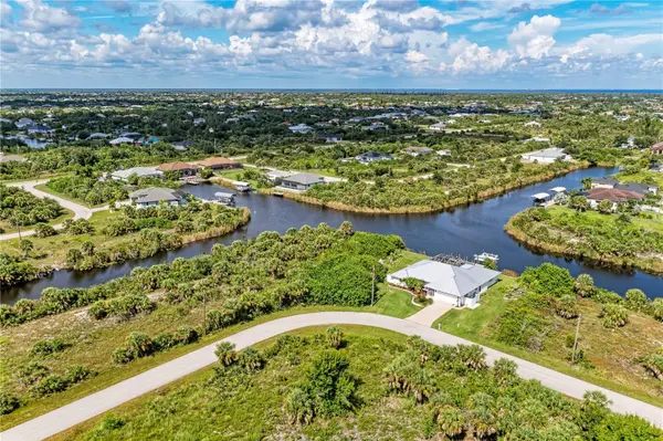 10442 MCALESTER CIR, Port Charlotte, FL 33981