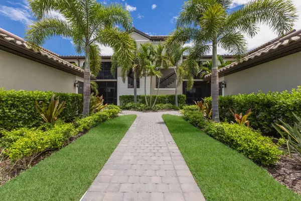 5721 PALMER CIR #103, Bradenton, FL 34211