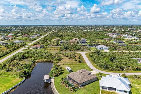 10471 POUGHKEEPSIE CIR, Port Charlotte, FL 33981