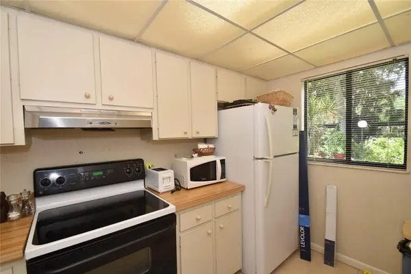 1709 PELICAN COVE RD #GL349, Sarasota, FL 34231
