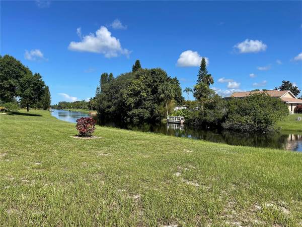 130 MARK TWAIN LN, Rotonda West, FL 33947