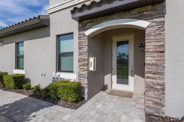18117 GAWTHROP DR #104, Bradenton, FL 34211