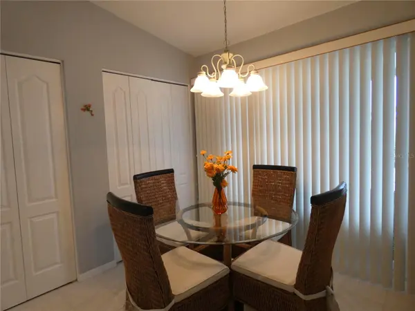 4639 CHAPEL HILL DR #2923, Sarasota, FL 34238