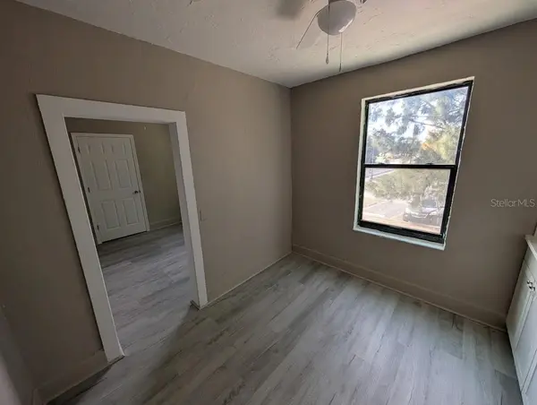 401 COLONIA LN E #8, Nokomis, FL 34275