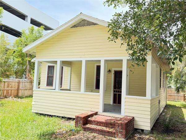 1569 7TH ST, Sarasota, FL 34236