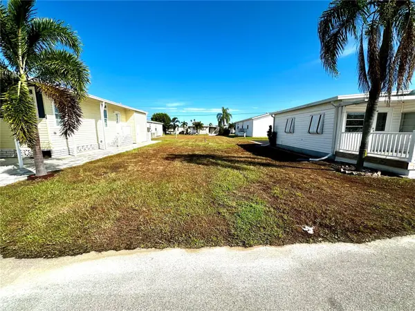 15 FLORES DR, Palmetto, FL 34221