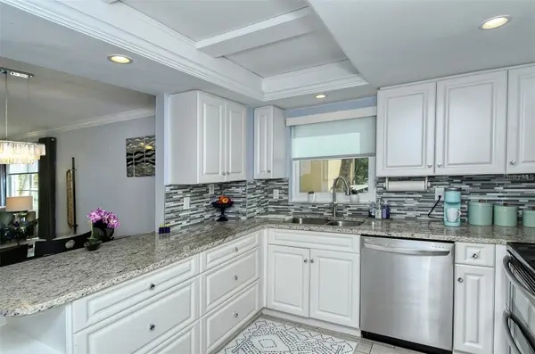 1215 S PORTOFINO DR N #308, Sarasota, FL 34242