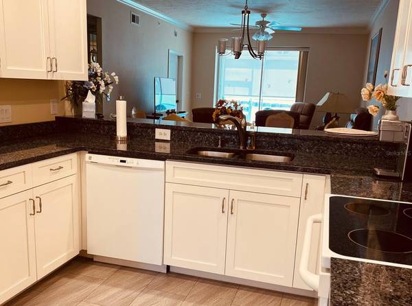 4639 CHAPEL HILL DR #2912, Sarasota, FL 34238