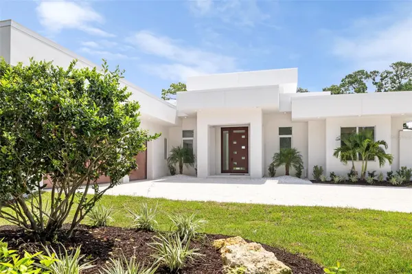 4431 CAMINO REAL, Sarasota, FL 34231