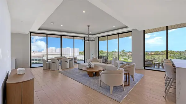 1591 GULF OF MEXICO DR #413, Longboat Key, FL 34228
