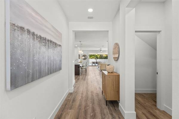 217 S SHADE AVE, Sarasota, FL 34237