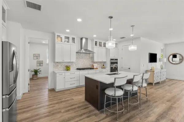 217 S SHADE AVE, Sarasota, FL 34237