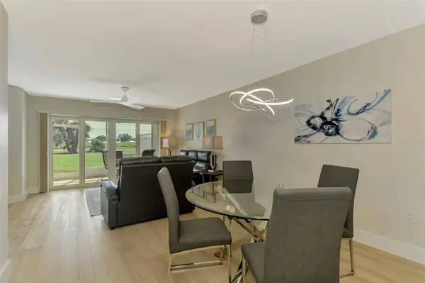 917 WEXFORD BLVD #917, Venice, FL 34293