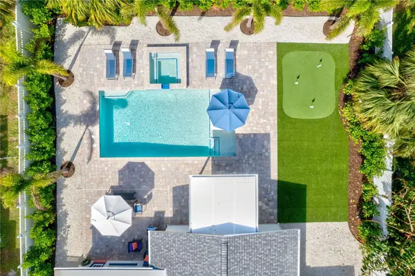 2365 BAY ST, Sarasota, FL 34237