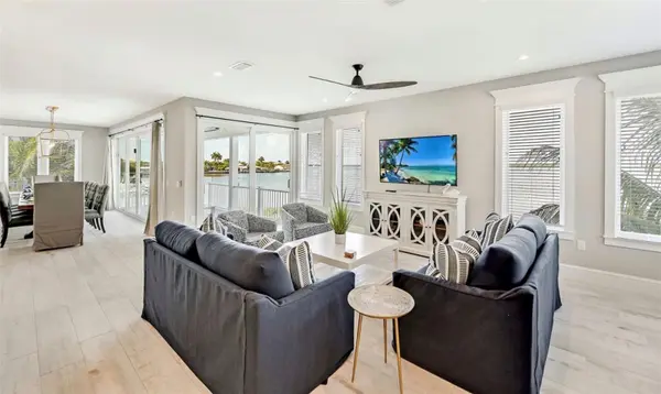 2516 AVENUE A, Bradenton Beach, FL 34217