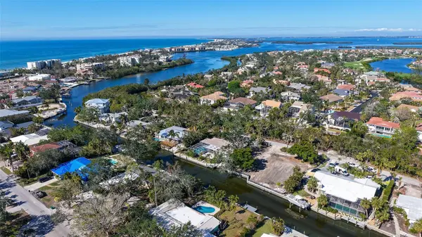 660 LONGVIEW DR, Longboat Key, FL 34228