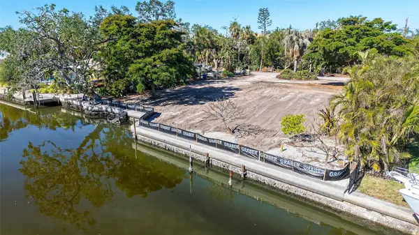 660 LONGVIEW DR, Longboat Key, FL 34228