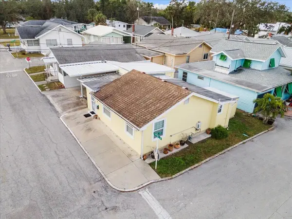 6 SEMINOLE DR, Bradenton, FL 34208