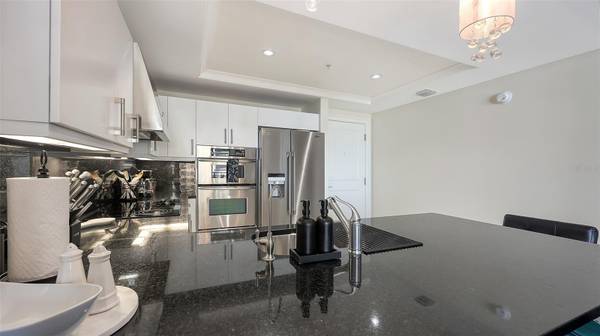 1350 MAIN ST #1007, Sarasota, FL 34236