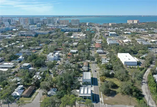 1744 10TH ST, Sarasota, FL 34236