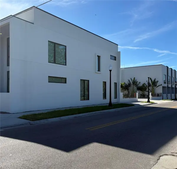 1744 10TH ST, Sarasota, FL 34236