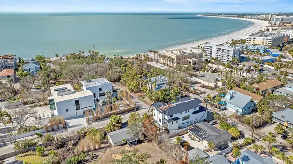7007 POINT OF ROCKS RD, Sarasota, FL 34242