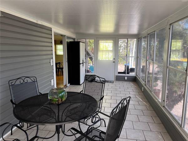 2601 GULF DR N #S2, Bradenton Beach, FL 34217