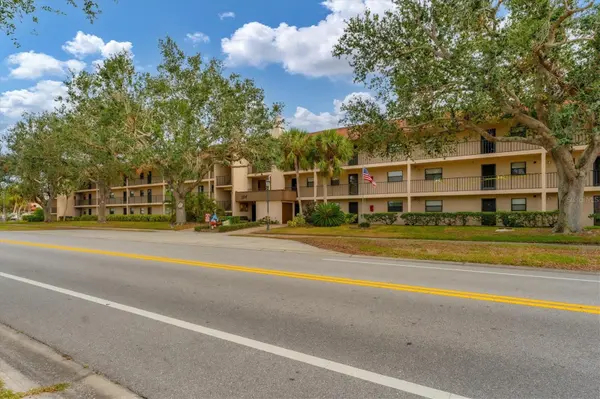 104 CAPRI ISLES BLVD #112, Venice, FL 34292