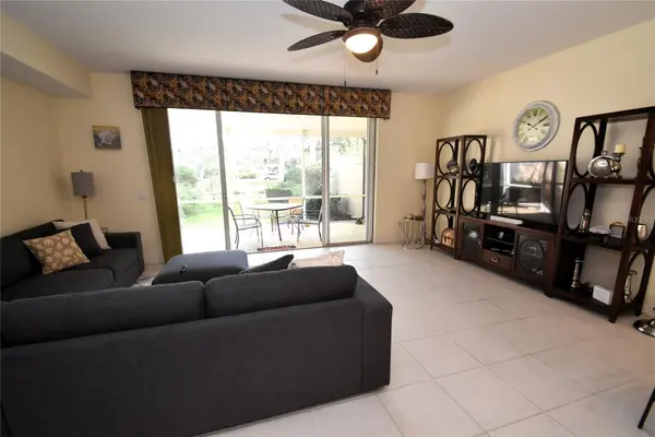 7624 BERGAMO AVE #4B, Sarasota, FL 34238