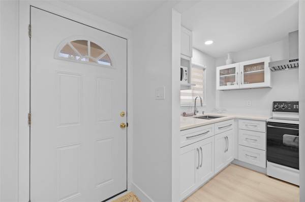 4126 HERON WAY #B113, Bradenton, FL 34205