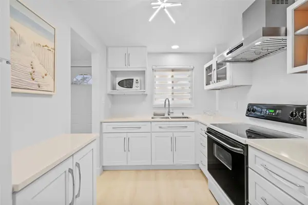 4126 HERON WAY #B113, Bradenton, FL 34205