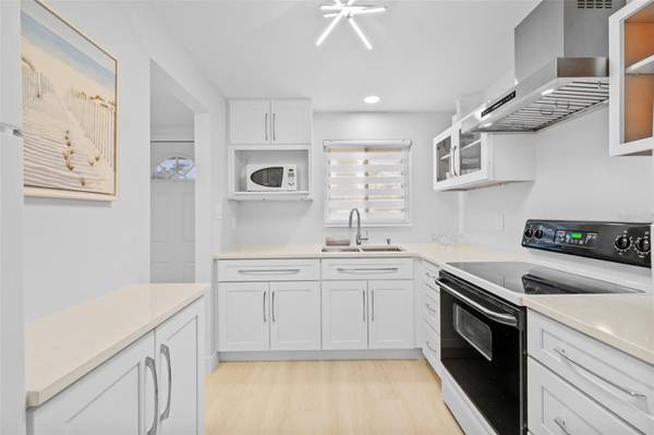 4126 HERON WAY #B113, Bradenton, FL 34205