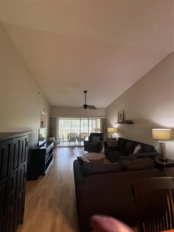 4570 WEYBRIDGE #32, Sarasota, FL 34235
