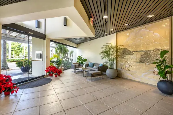 1930 HARBOURSIDE DR #134, Longboat Key, FL 34228