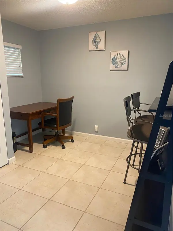2763 WOODGATE LN #208, Sarasota, FL 34231