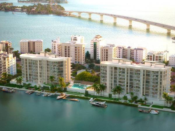 550 GOLDEN GATE POINT #201, Sarasota, FL 34236