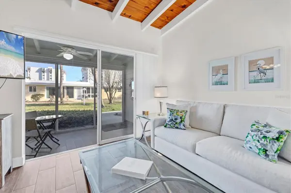 6006 MIDNIGHT PASS RD #15, Sarasota, FL 34242