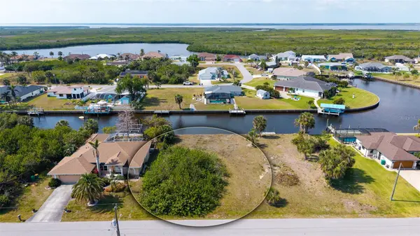 17117 CANARY LN, Port Charlotte, FL 33948