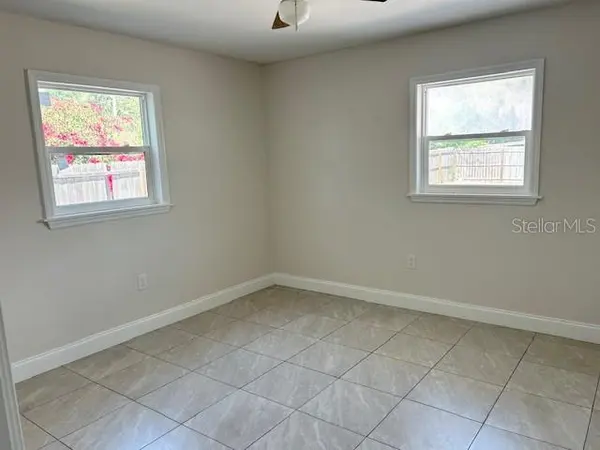 110 PINE AVE, Osprey, FL 34229