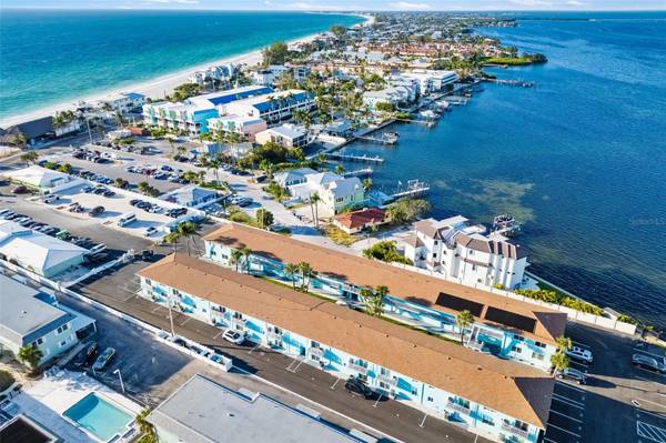 117 7TH ST N #5, Bradenton Beach, FL 34217