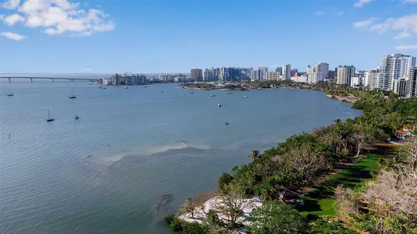 1479 BAY POINT DR, Sarasota, FL 34236