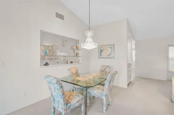 4360 PRESIDENTIAL AVENUE CIR E, Bradenton, FL 34203