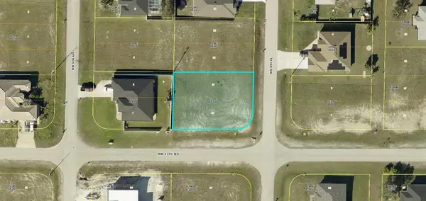 1112 NW 8TH PL, Cape Coral, FL 33993