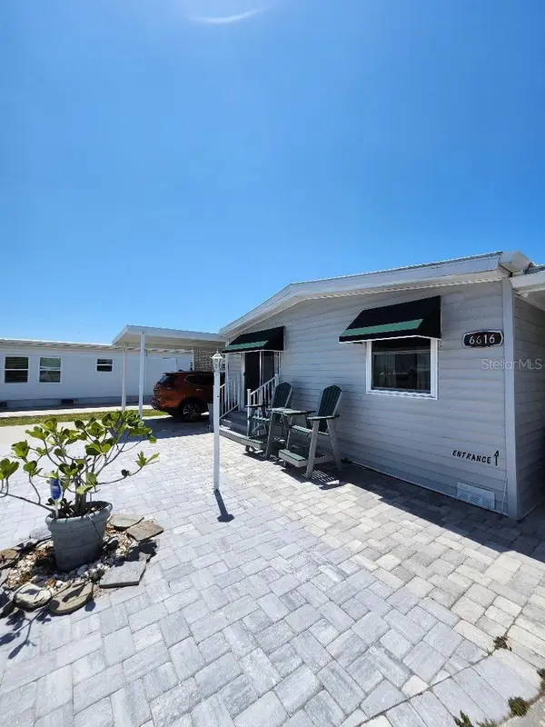 6616 MASSACHUSETTS ST, Bradenton, FL 34207