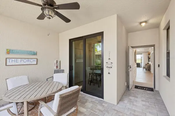 5624 PALMER CIR #105, Bradenton, FL 34211