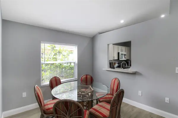 1304 CAPRI ISLES BLVD #31, Venice, FL 34292